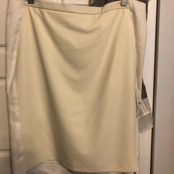 Brand New J brand silk tank and skirt set size 8 - Picture 2 of 8